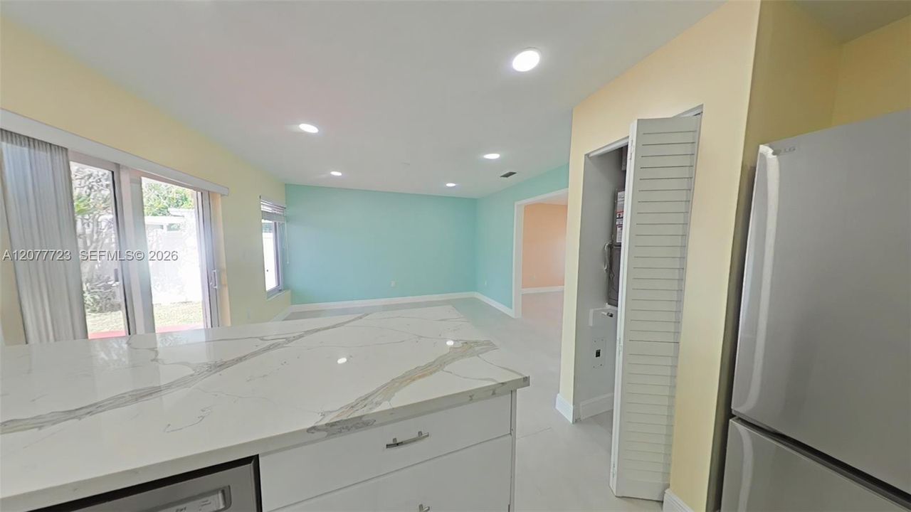 En Renta: $2,700 (2 camas, 2 baños, 1072 Pies cuadrados)