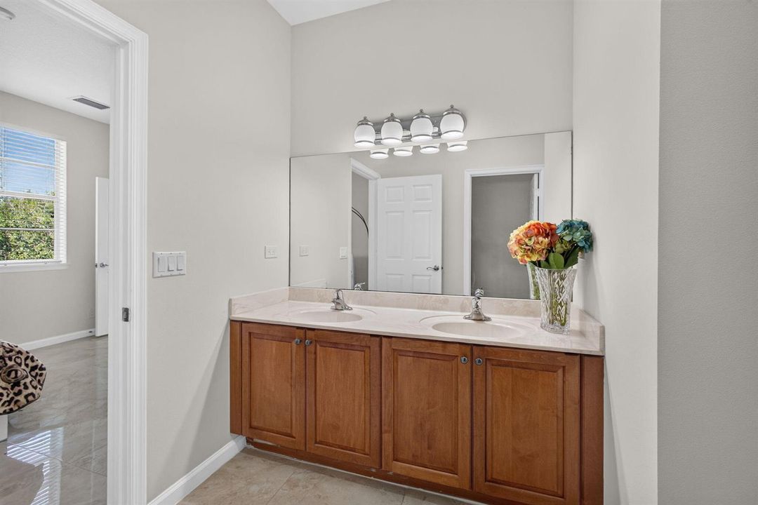 42-web-or-mls-5D1A5480
