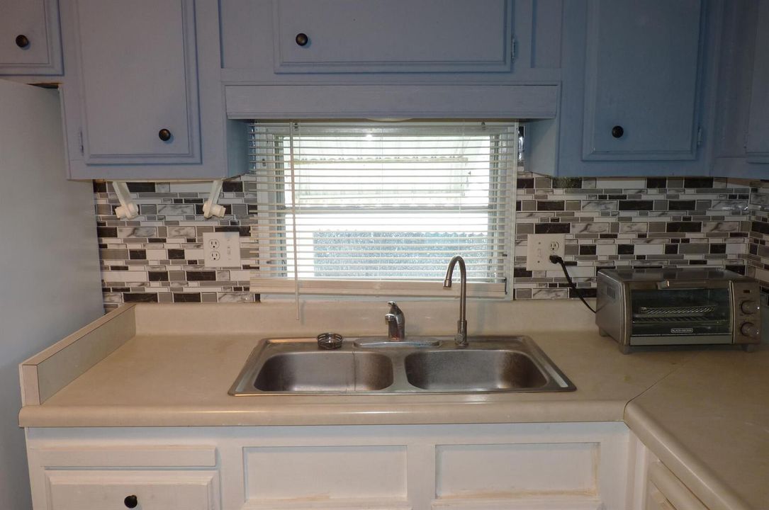 Kitchen sink