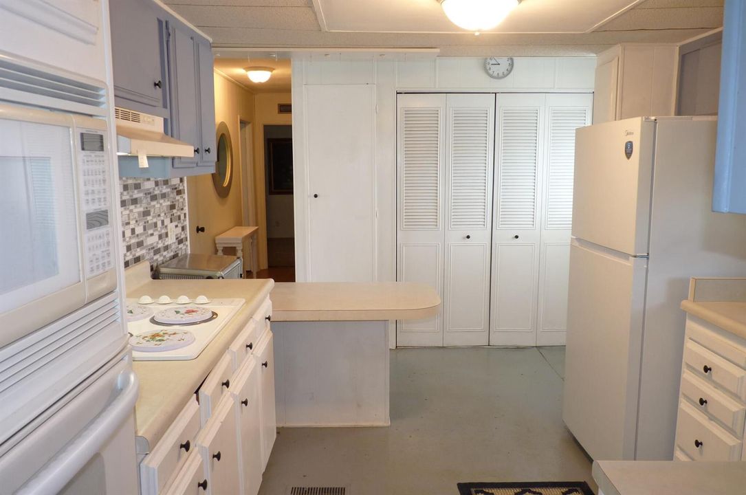 Kitchen 2