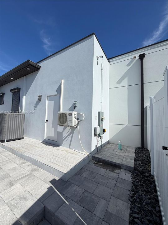 For Sale: $1,099,900 (4 beds, 3 baths, 2478 Square Feet)