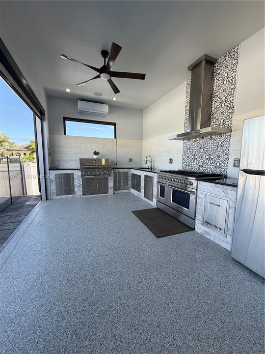For Sale: $1,099,900 (4 beds, 3 baths, 2478 Square Feet)