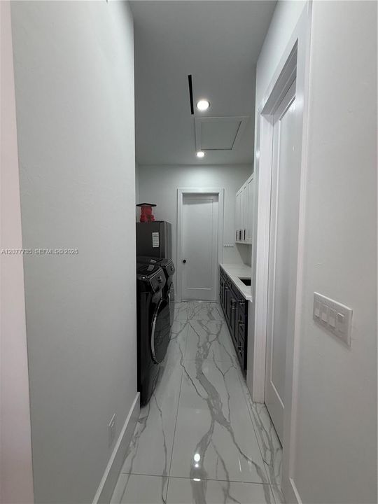 For Sale: $1,099,900 (4 beds, 3 baths, 2478 Square Feet)