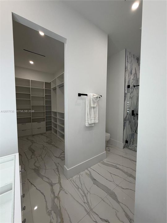 For Sale: $1,099,900 (4 beds, 3 baths, 2478 Square Feet)