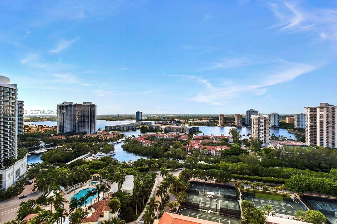 For Sale: $2,260,000 (3 beds, 2 baths, 2030 Square Feet)