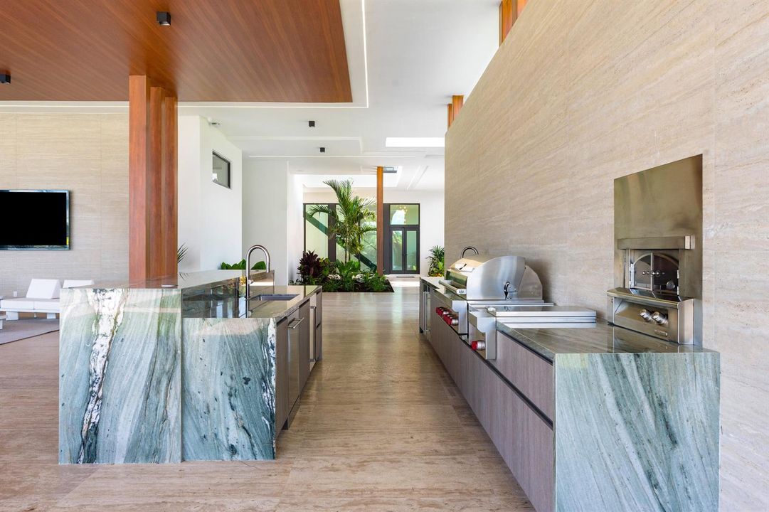 Summer Kitchen