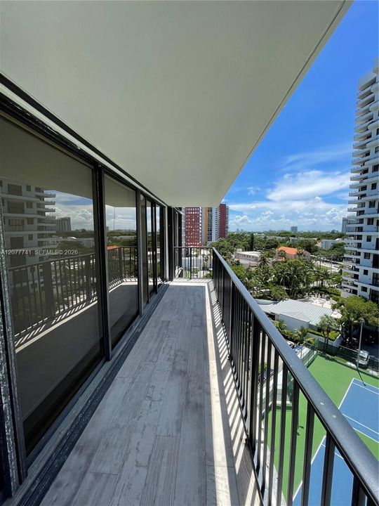 Active With Contract: $4,200 (2 beds, 2 baths, 1249 Square Feet)