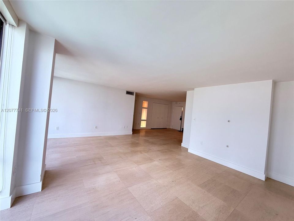 Active With Contract: $4,200 (2 beds, 2 baths, 1249 Square Feet)