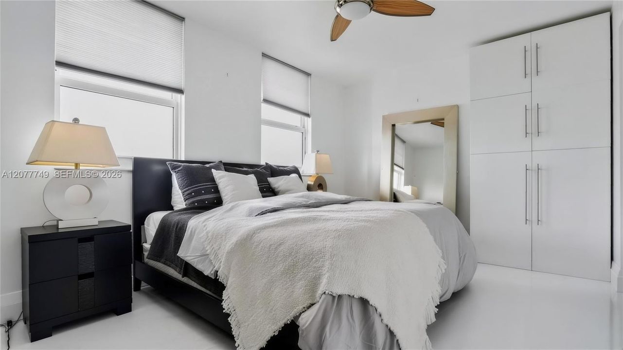 For Sale: $930,000 (3 beds, 2 baths, 1232 Square Feet)