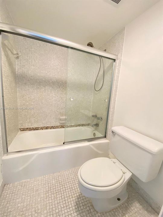 En Venta: $239,000 (1 camas, 1 baños, 762 Pies cuadrados)