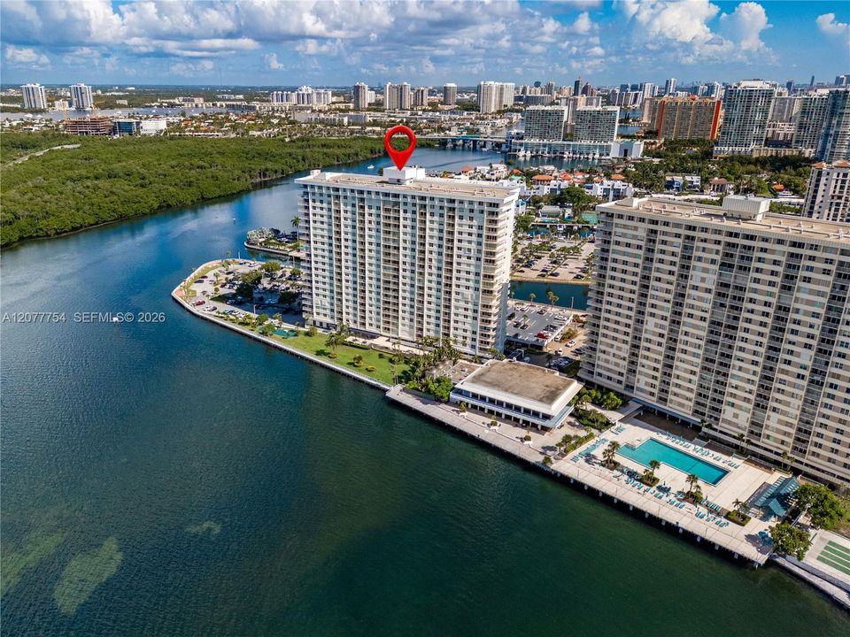 En Venta: $239,000 (1 camas, 1 baños, 762 Pies cuadrados)