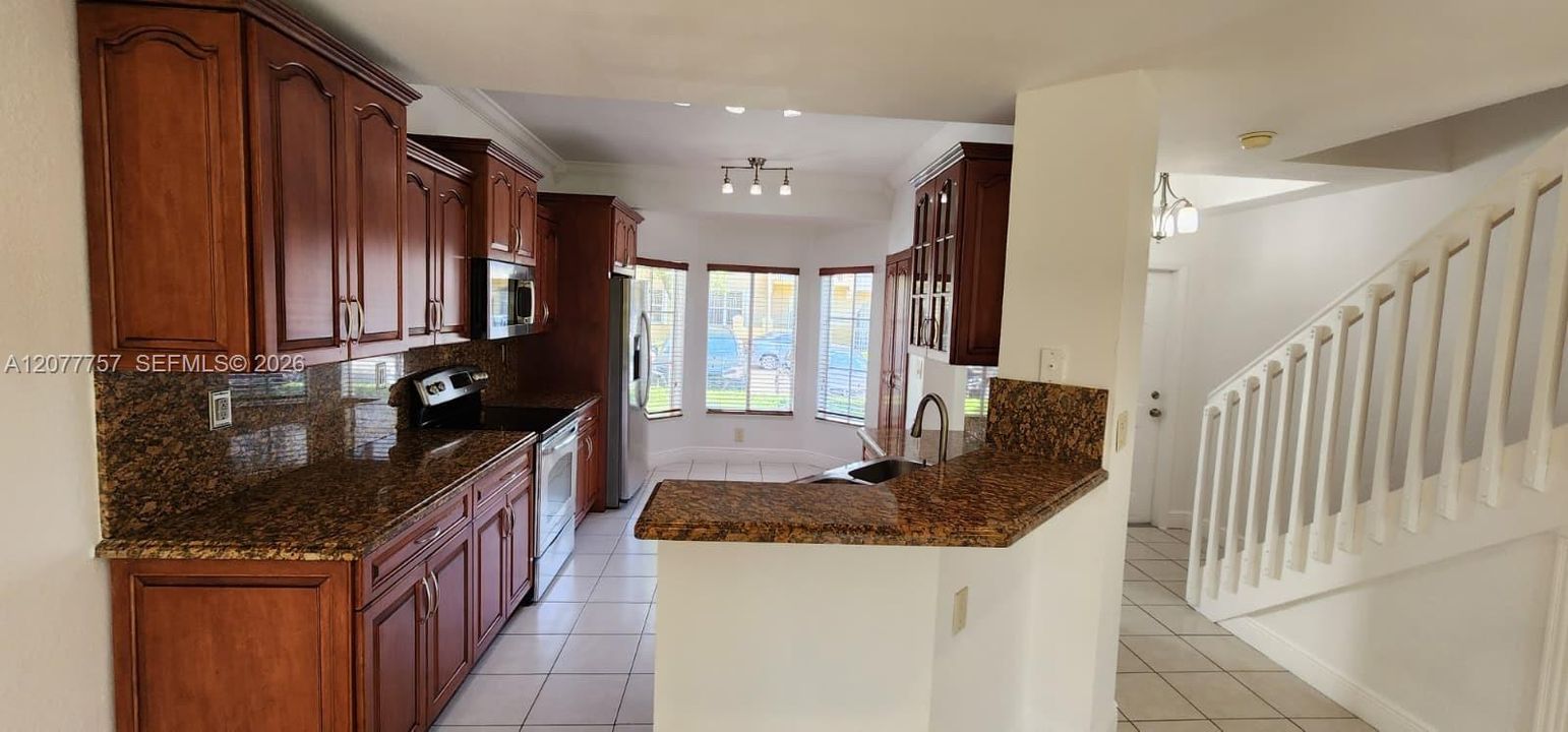 For Rent: $2,950 (2 beds, 2 baths, 1261 Square Feet)