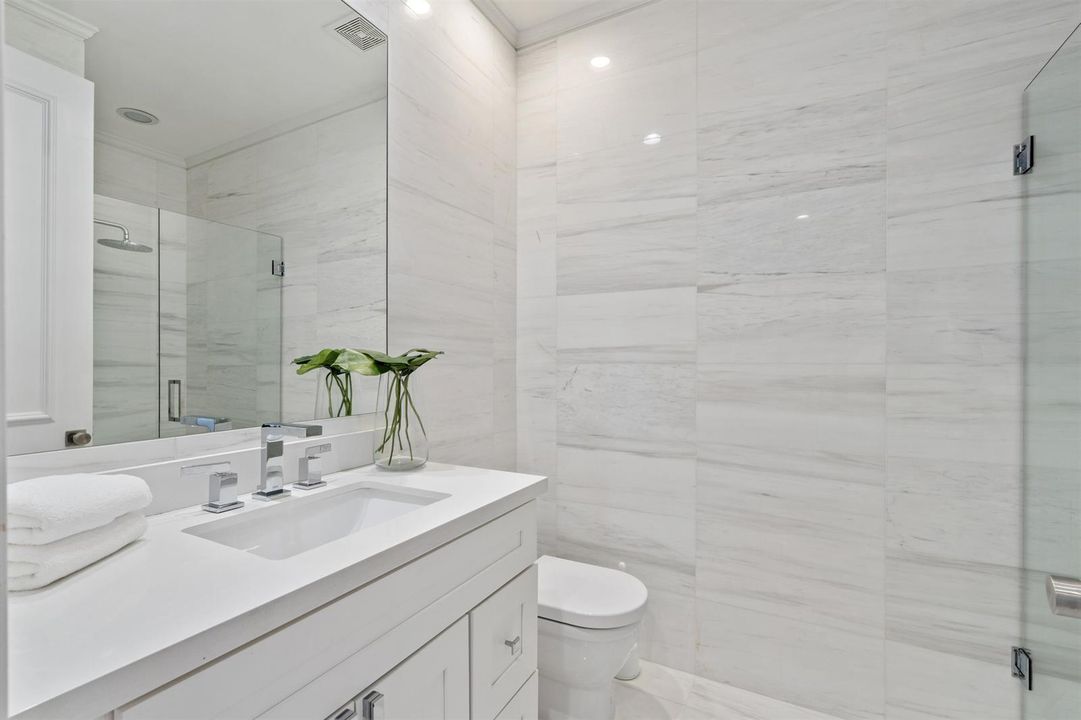 GUEST_BATH_1_DT_NEW