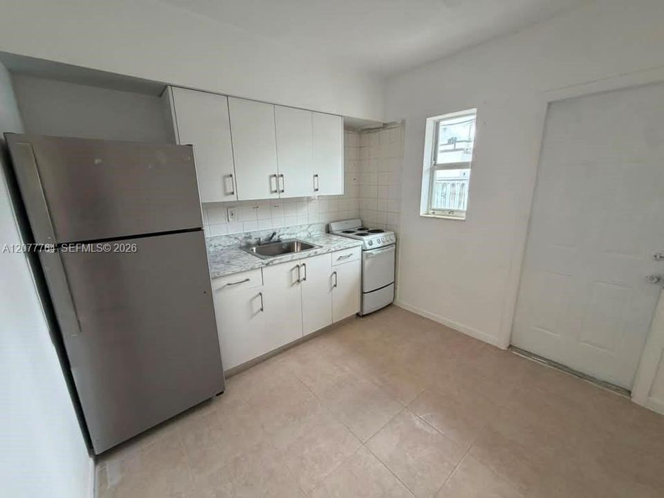 В аренду: $1,400 (1 спален, 1 ванн, 495 Квадратных фут)