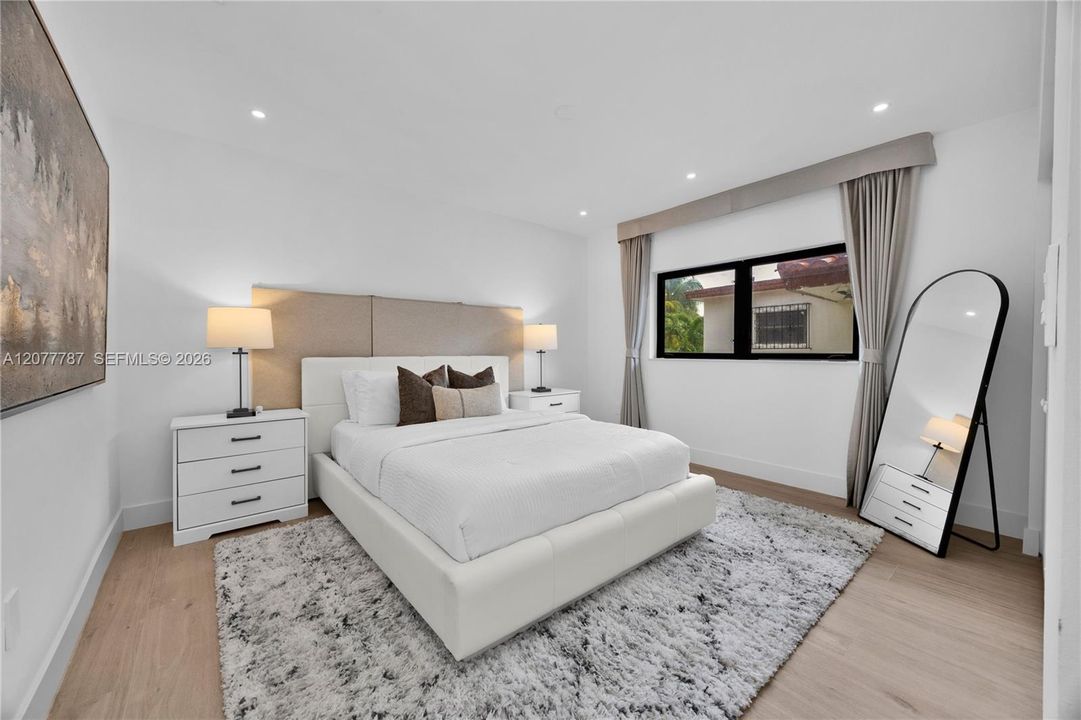 For Sale: $2,995,000 (4 beds, 3 baths, 3140 Square Feet)