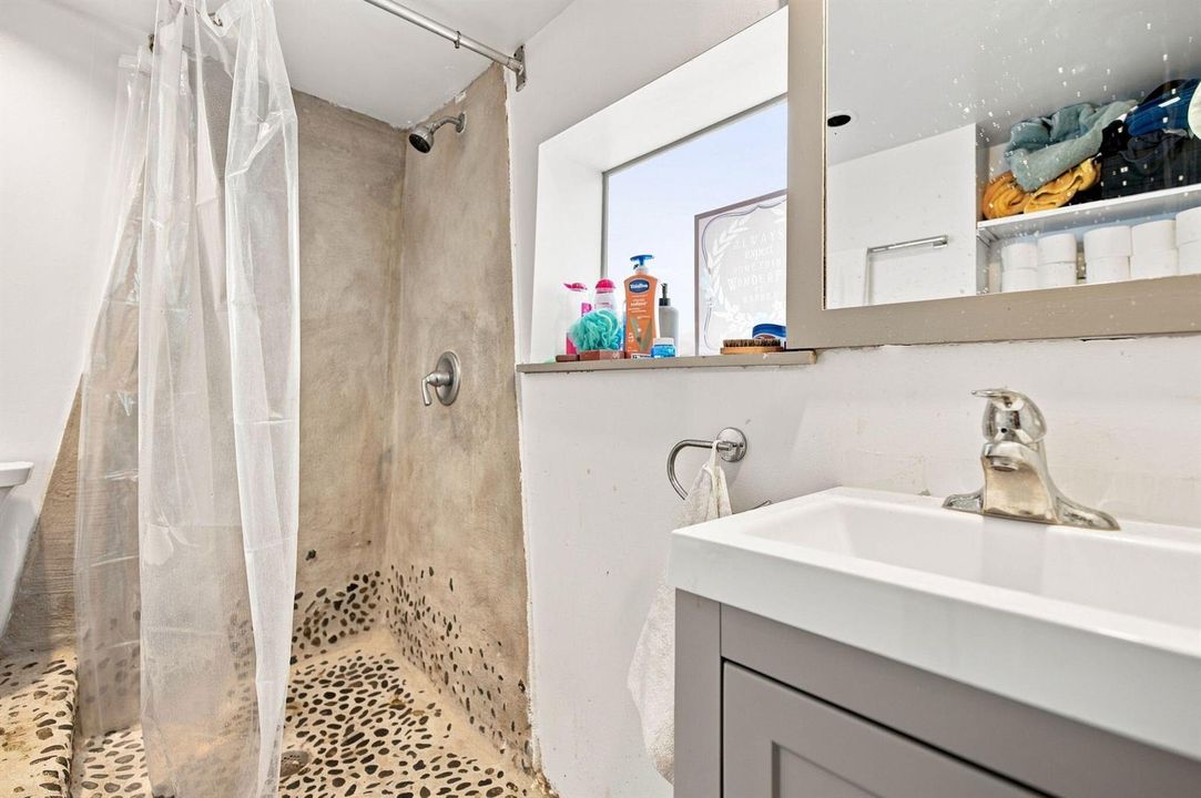 21-web-or-mls-1329-ne-5th-ave