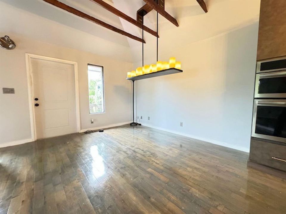 35-web-or-mls-1329-ne-5th-ave