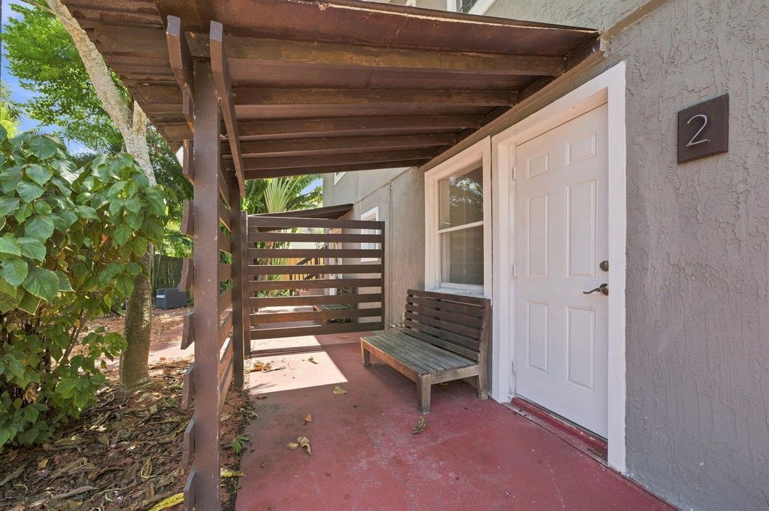 11-web-or-mls-1329-ne-5th-ave