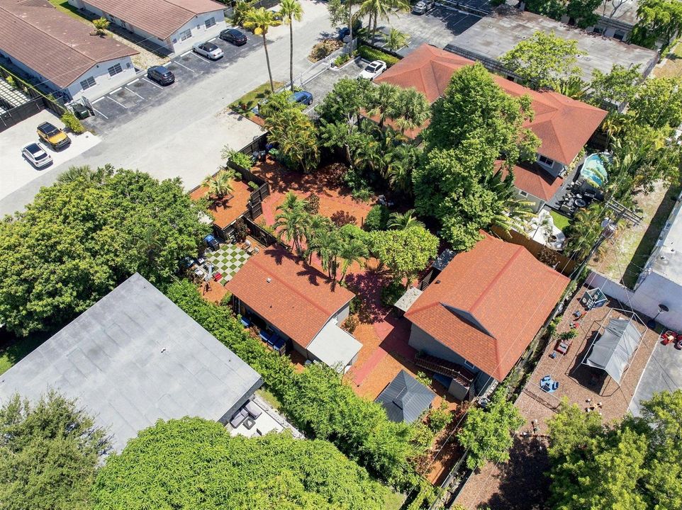 5-web-or-mls-1329-ne-5th-ave