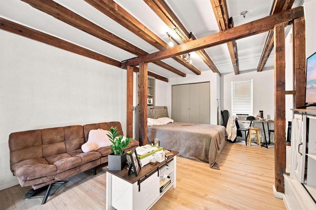 19-web-or-mls-1329-ne-5th-ave