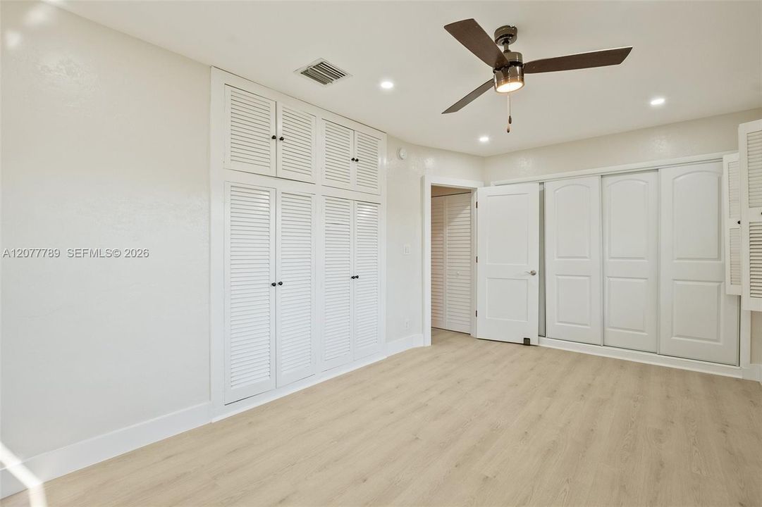 En Venta: $879,000 (3 camas, 2 baños, 1829 Pies cuadrados)