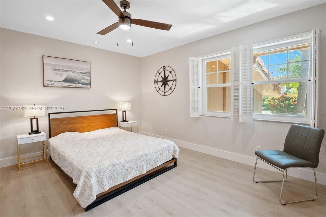 En Venta: $879,000 (3 camas, 2 baños, 1829 Pies cuadrados)