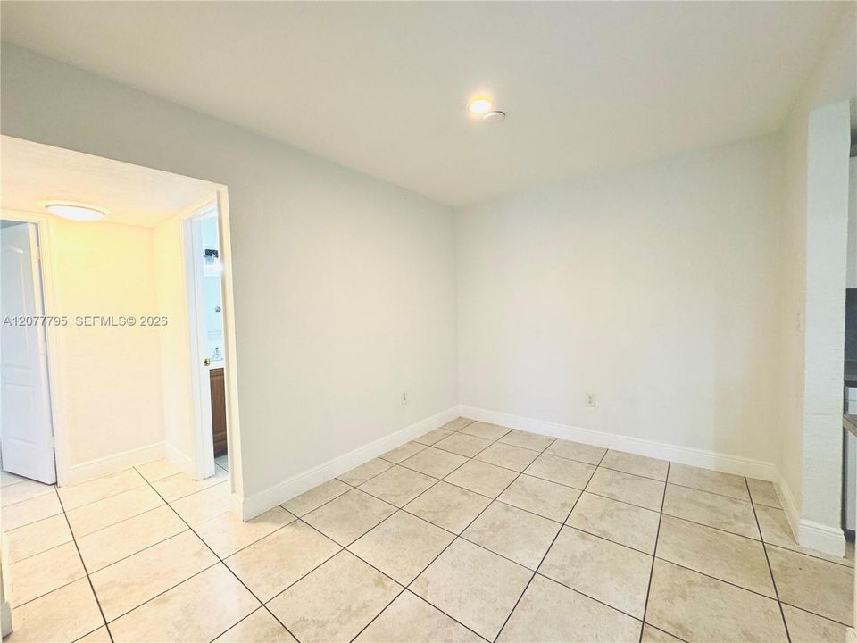 En Renta: $2,499 (2 camas, 2 baños, 1133 Pies cuadrados)