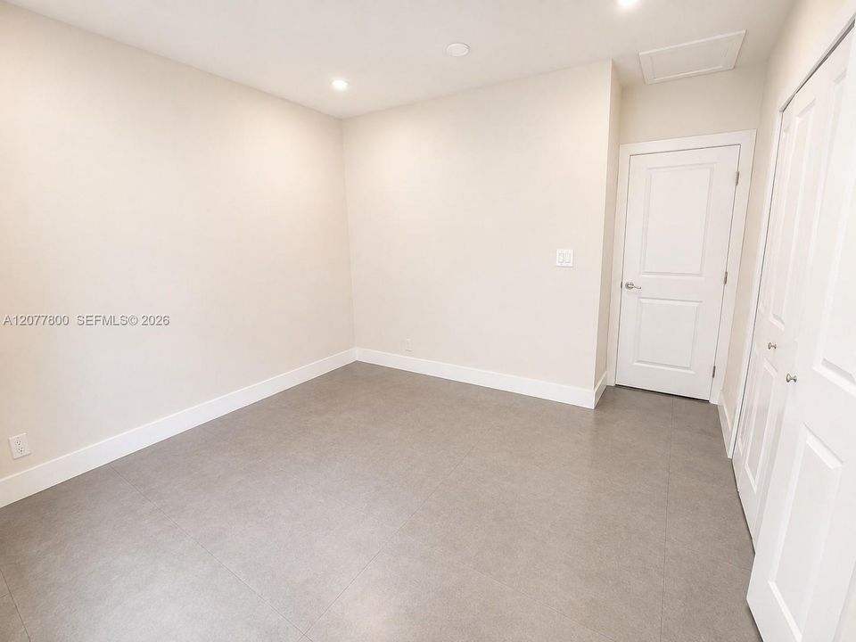 For Rent: $4,650 (3 beds, 2 baths, 1500 Square Feet)