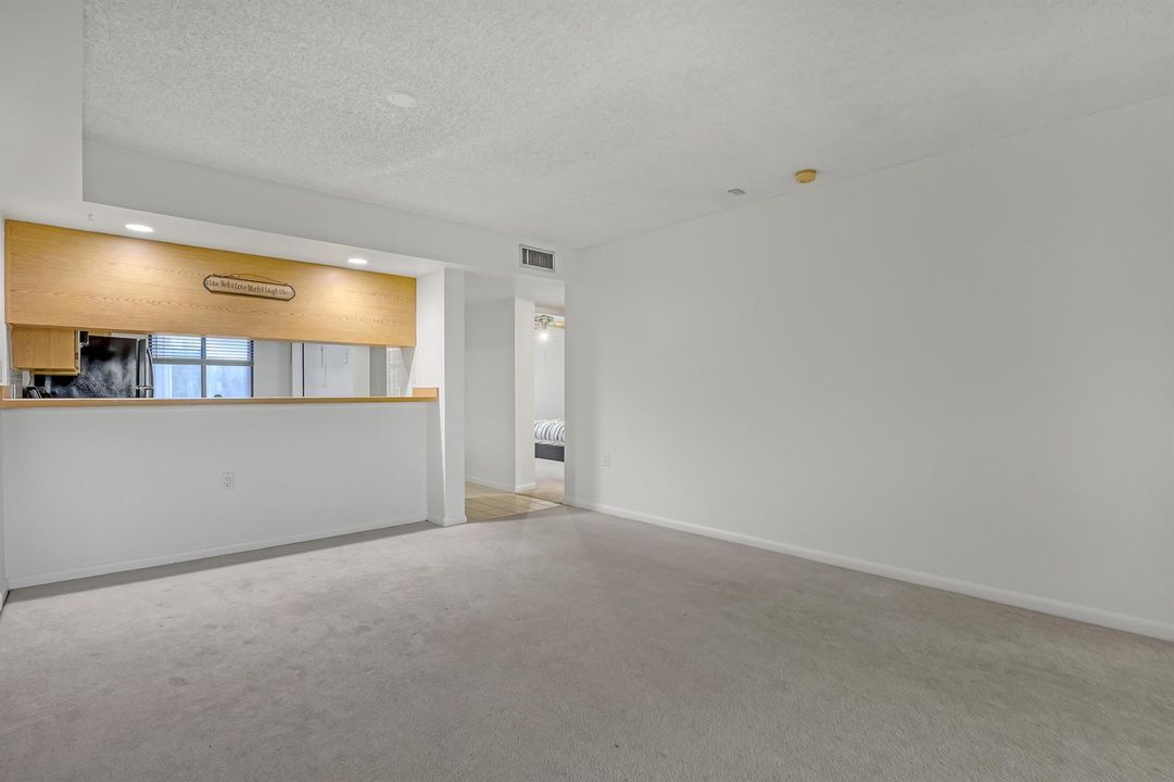 2621 Village #203 (4)