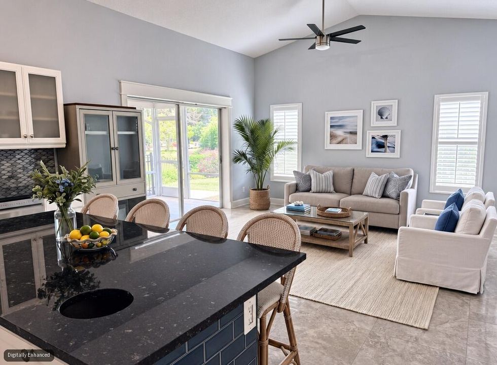 KITCHEN/FAMILY ROOM