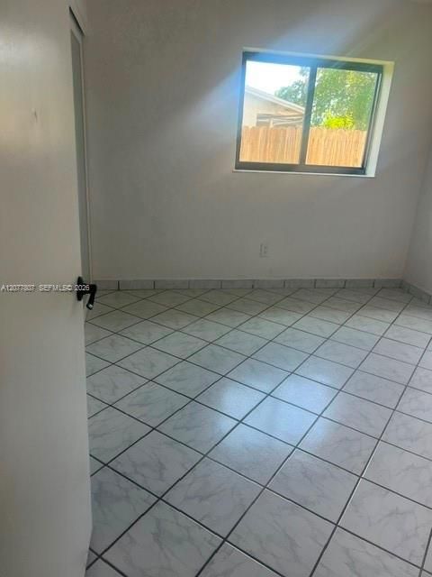 For Rent: $4,200 (3 beds, 2 baths, 1342 Square Feet)