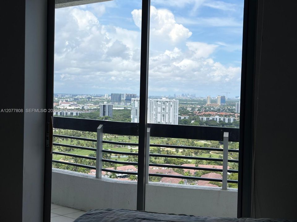 В аренду: $3,200 (2 спален, 2 ванн, 1181 Квадратных фут)