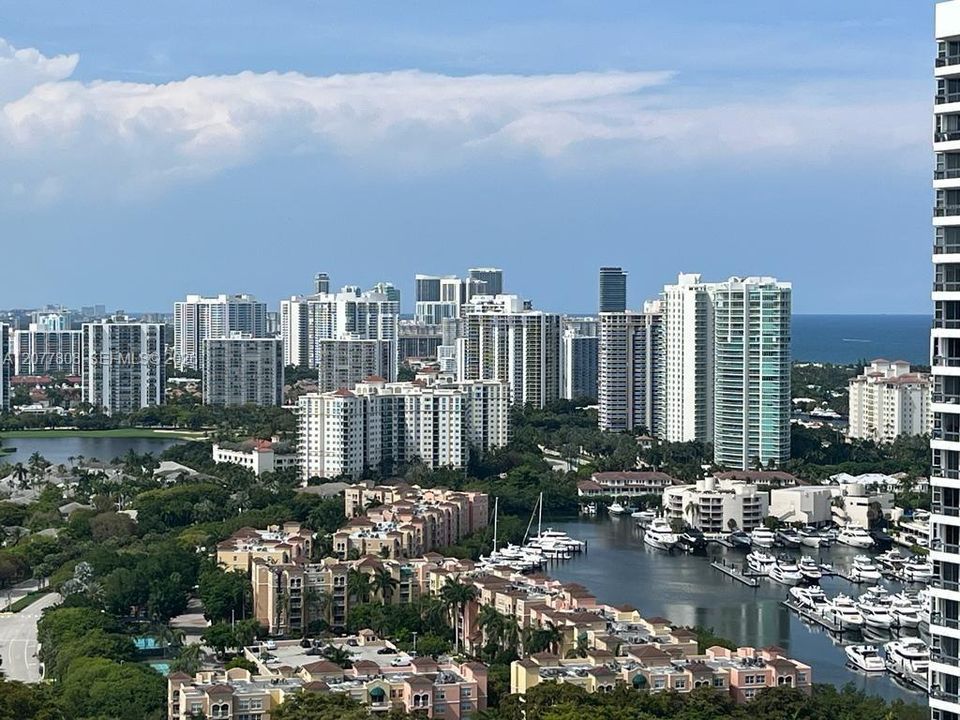 В аренду: $3,200 (2 спален, 2 ванн, 1181 Квадратных фут)
