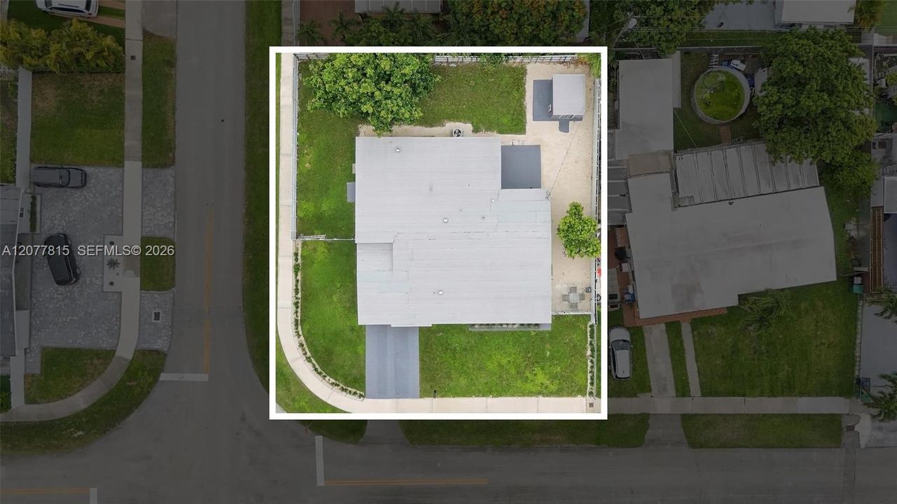For Sale: $889,900 (3 beds, 2 baths, 2248 Square Feet)