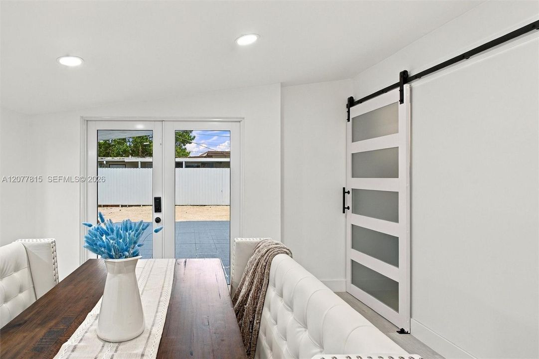 For Sale: $889,900 (3 beds, 2 baths, 2248 Square Feet)