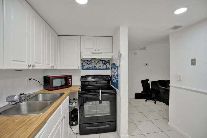 Kitchen 3