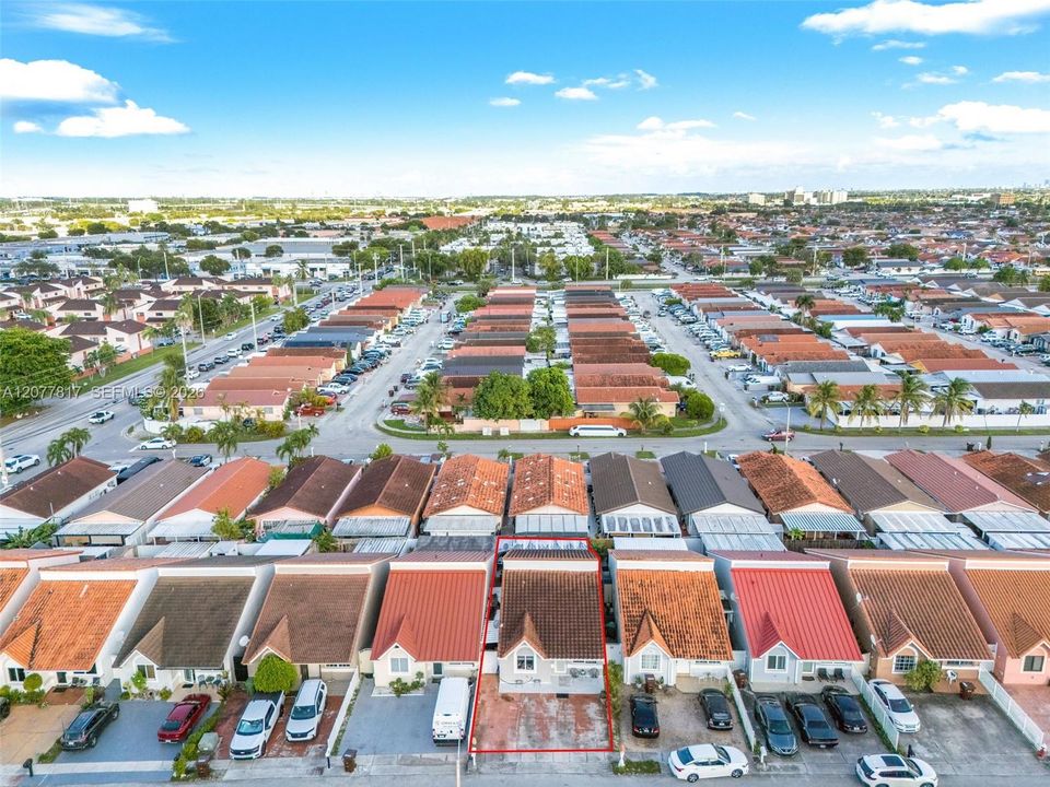 For Rent: $3,350 (3 beds, 2 baths, 1453 Square Feet)