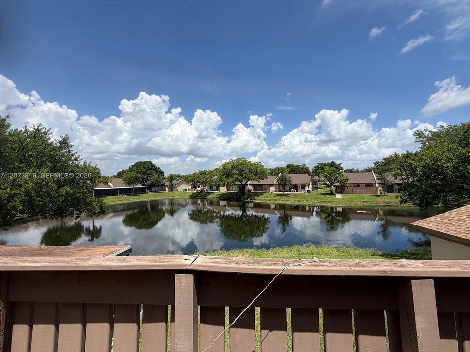 For Sale: $369,000 (4 beds, 3 baths, 1353 Square Feet)