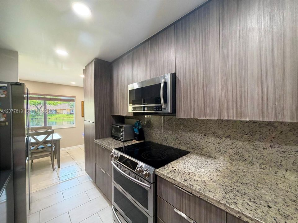 For Sale: $369,000 (4 beds, 3 baths, 1353 Square Feet)
