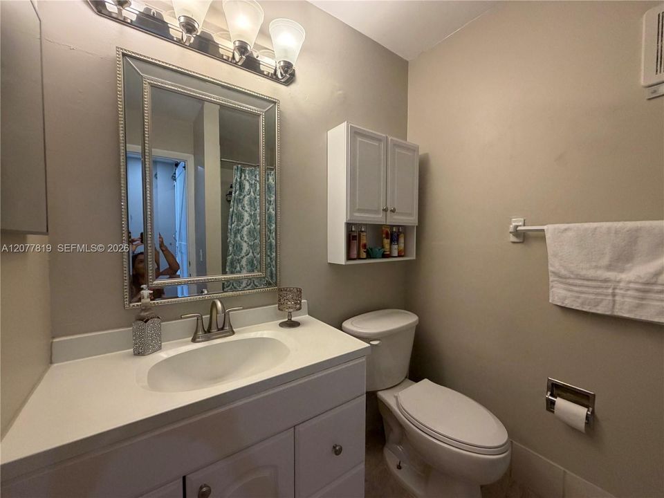 For Sale: $369,000 (4 beds, 3 baths, 1353 Square Feet)