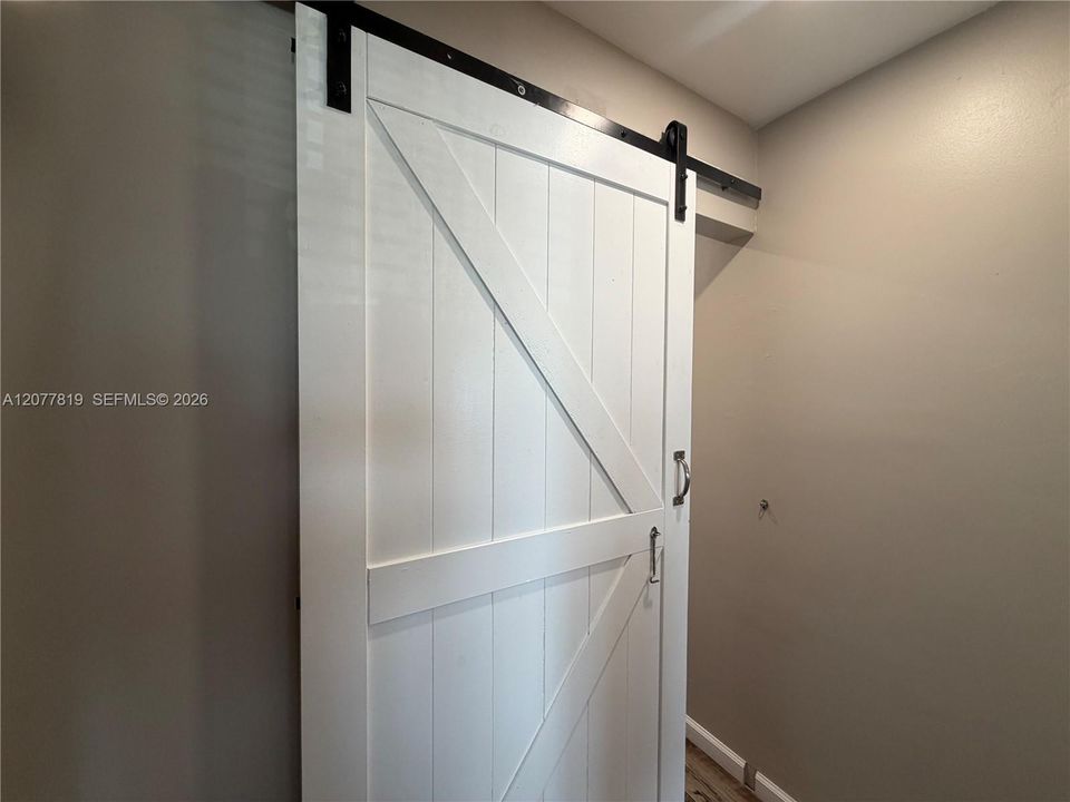 For Sale: $369,000 (4 beds, 3 baths, 1353 Square Feet)