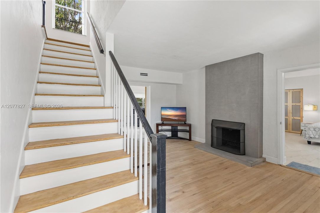 For Rent: $5,300 (3 beds, 2 baths, 1743 Square Feet)