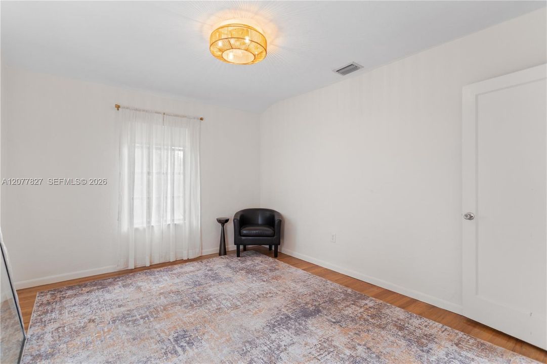 For Rent: $5,300 (3 beds, 2 baths, 1743 Square Feet)