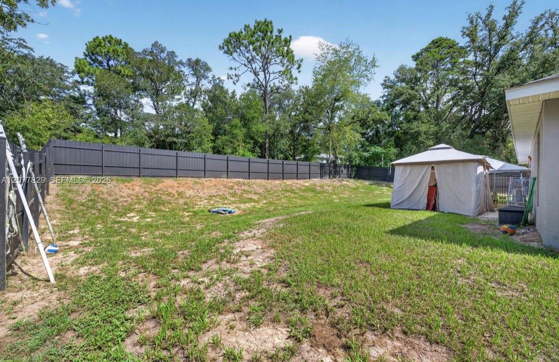 En Venta: $285,000 (3 camas, 2 baños, 0 Pies cuadrados)