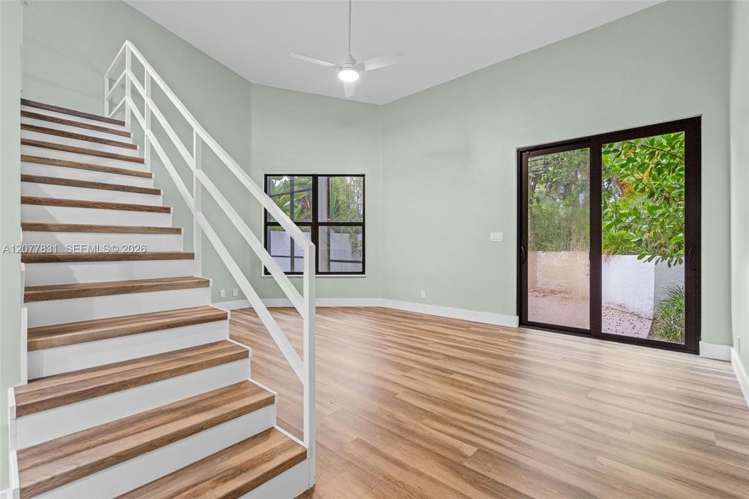 For Sale: $594,900 (2 beds, 2 baths, 1649 Square Feet)