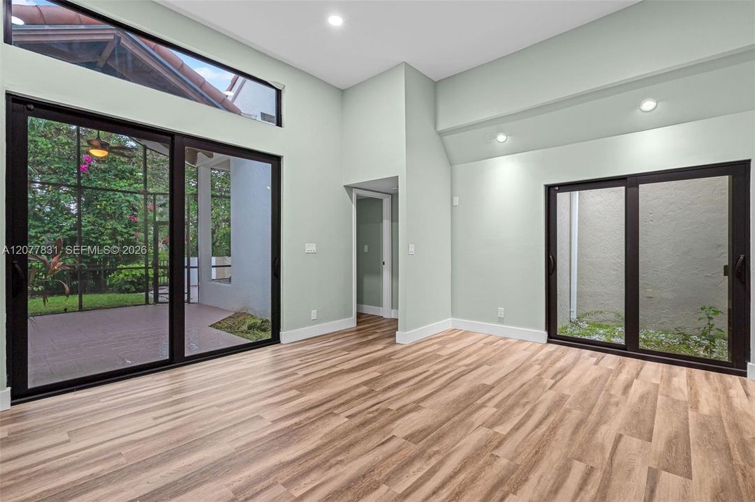 For Sale: $594,900 (2 beds, 2 baths, 1649 Square Feet)