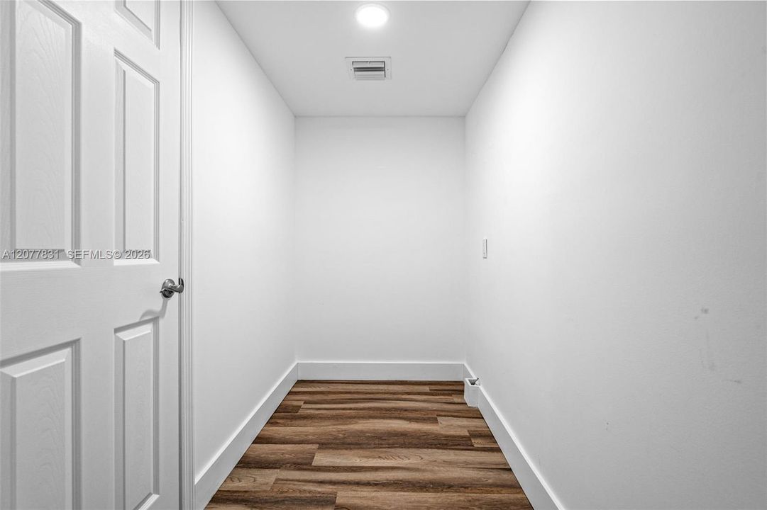 For Sale: $594,900 (2 beds, 2 baths, 1649 Square Feet)