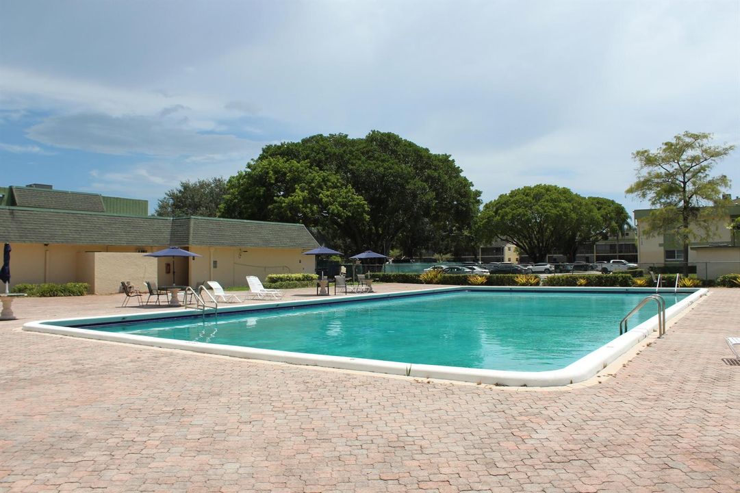 4139 Pool 2