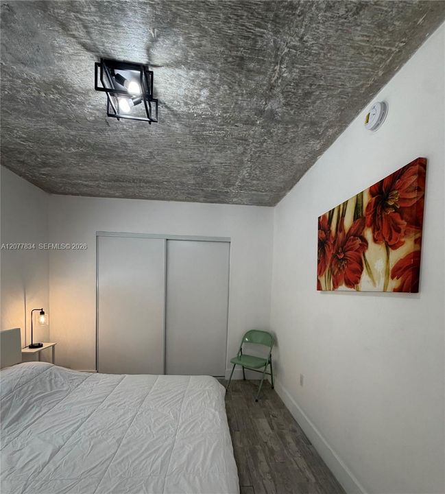 В аренду: $2,500 (2 спален, 1 ванн, 800 Квадратных фут)