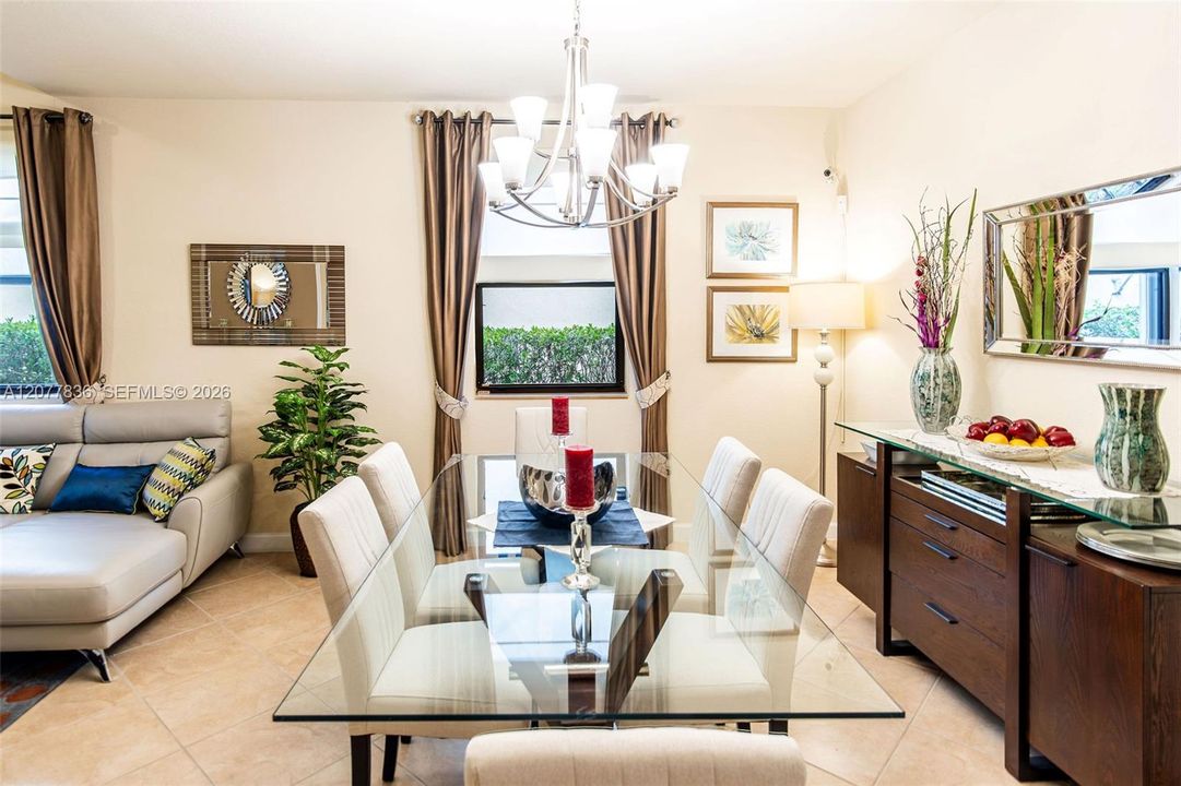 En Venta: $675,000 (5 camas, 3 baños, 3196 Pies cuadrados)